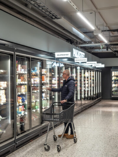 The light distribution characteristics of Airam's energy-efficient Marketta have been optimized specifically for the lighting needs of commercial and retail spaces