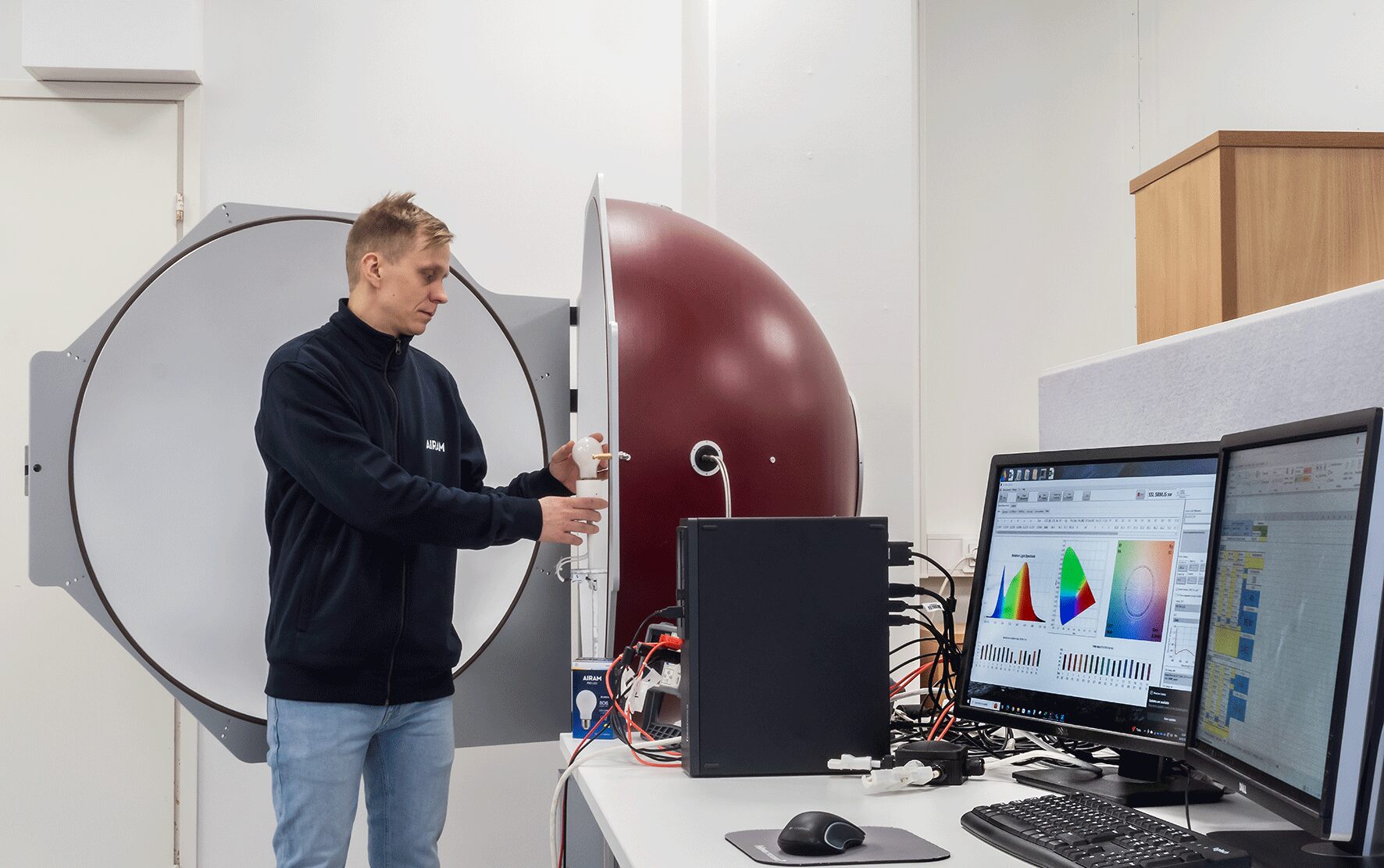 Airam tests new products at the testing laboratory at its Kerava facilities - integrated sphere.